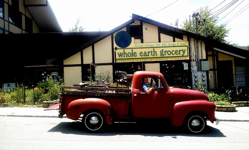 Whole Earth Grocery & Cafe facade